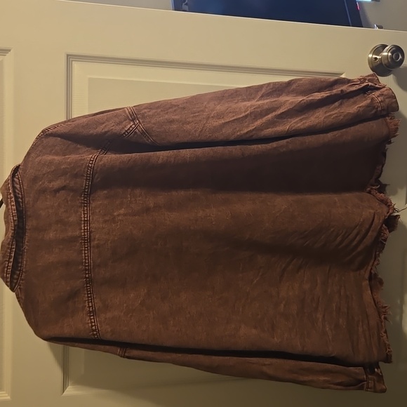 Plus Shacket - Picture 6 of 9